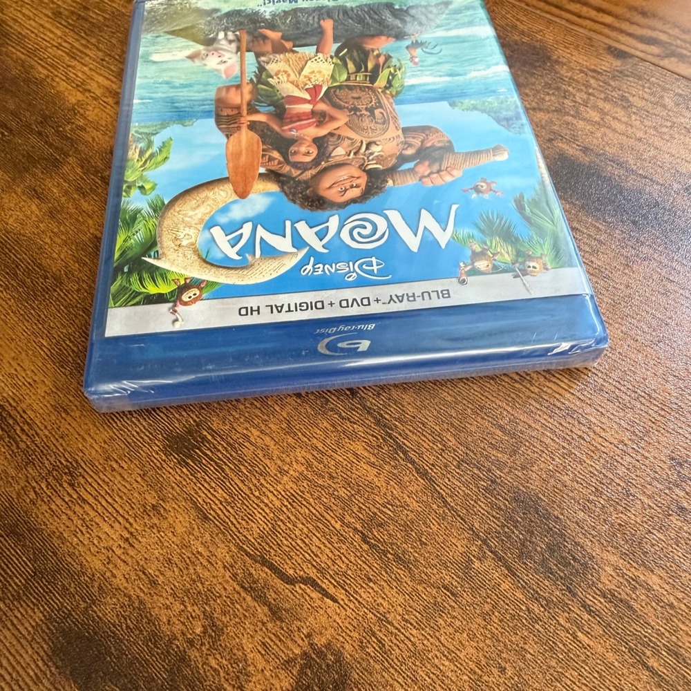 Disney Moana Blu-ray DVD Digital HD 2017 New Sealed Movie Dwayne Johnson - Picture 4 of 7